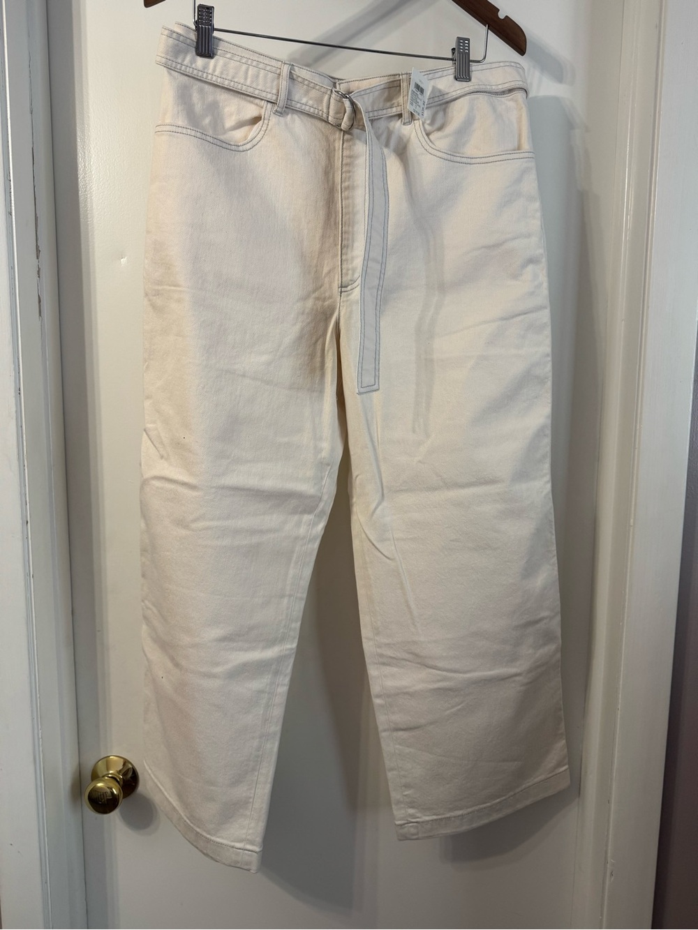 Club Monoco Cream High-Rise Wide Leg Jeans with Self Belt